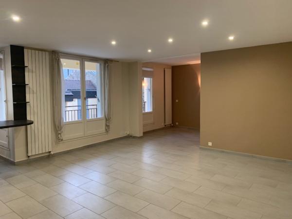 Appartement 3 pièce(s) 1 chambre(s) 71 m²