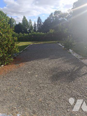 MAISON de 200 m² avec TERRAINS et DEPENDANCES