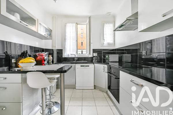 Appartement à vendre 3 pièces 63 m² Courbevoie