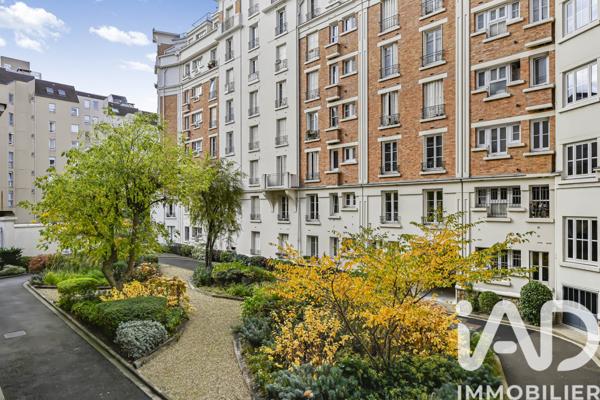 Appartement à vendre 3 pièces 63 m² Courbevoie