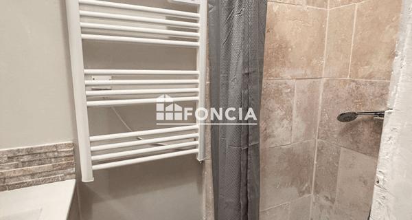 Location Appartement meublé 2 pièces 30.6 m² - 18 RUE CONDORCET Arles 13200