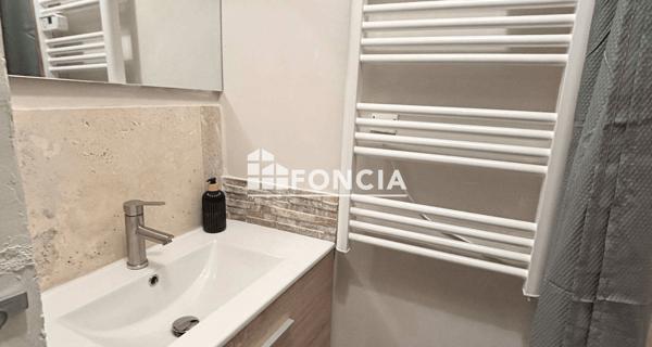 Location Appartement meublé 2 pièces 30.6 m² - 18 RUE CONDORCET Arles 13200