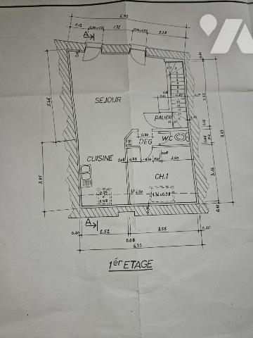 COUERON BOURG - Un ensemble immobilier comprenant deux appartements.