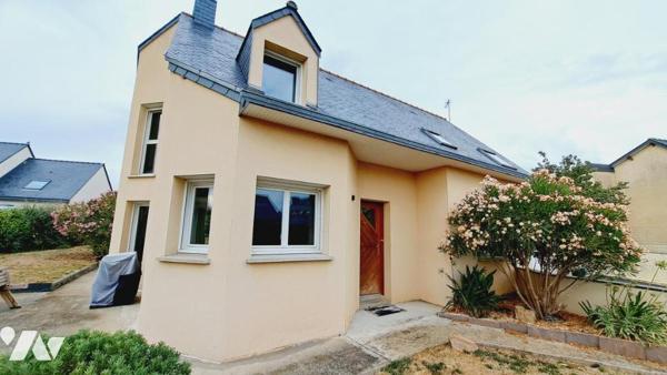 Maison de construction traditionnelle année 2005 en impasse - hors lotissement. 