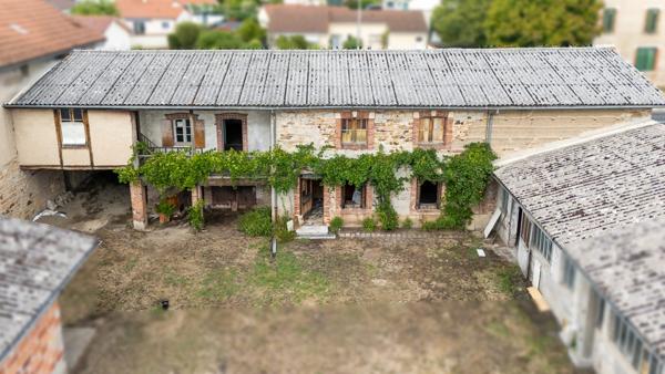 Maison à rénover – 180 m² de potentiel, atelier 60 m² et jardin