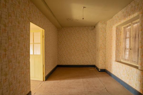 Maison à rénover – 180 m² de potentiel, atelier 60 m² et jardin