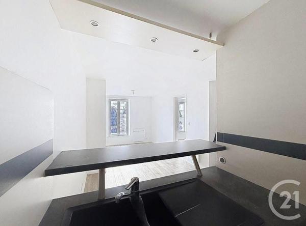 Immeuble à vendre  296 m2 VILLENEUVE SUR YONNE - 89