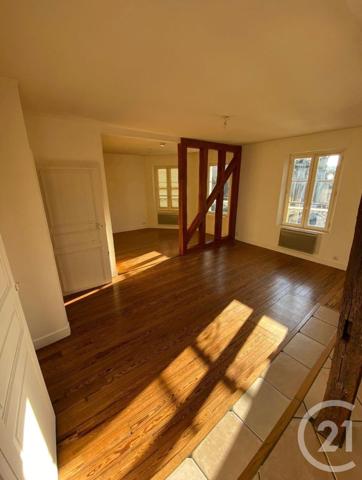 Immeuble à vendre  296 m2 VILLENEUVE SUR YONNE - 89