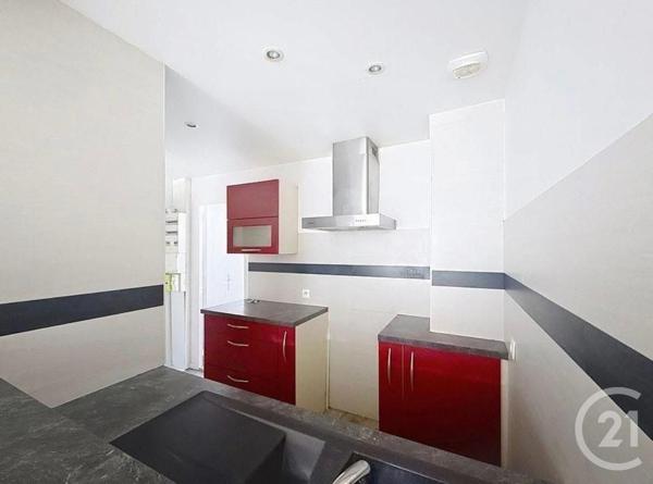 Immeuble à vendre  296 m2 VILLENEUVE SUR YONNE - 89