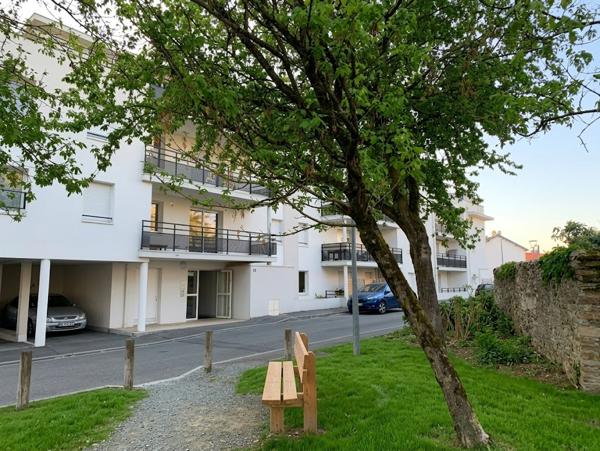 Rezé Saint-Paul T3 avec terrasse S-O et parking 199 000 € FAI REF : 3548MG – nantes Sud Immobilier