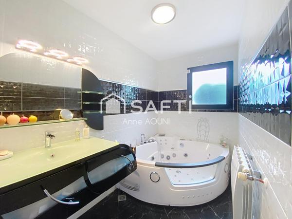 Maison contemporaine T5/6 de 130 m² avec garage