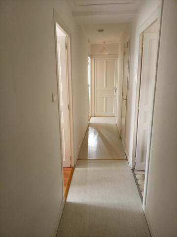 Bâtiment avec 3 appartements et maisonette à côté de la Sioule