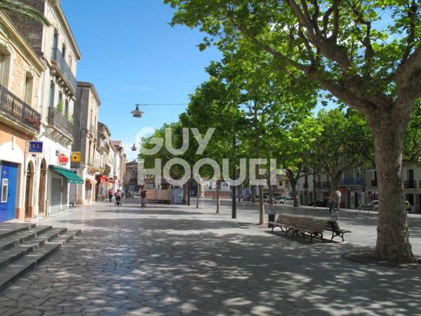 Maison de ville avec local professionnel 79 m² Centre Mèze