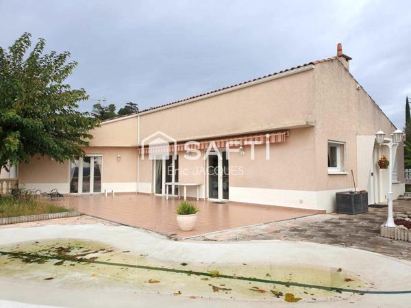 Villa 6 pièces 250 m²