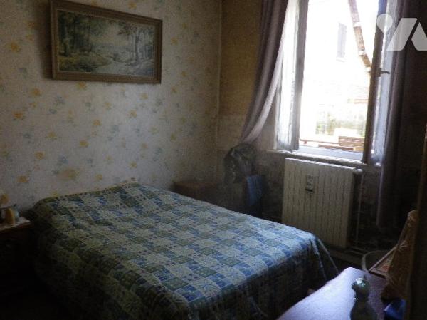 Maison située à CLERY-SUR-SOMME sur un terrain de 1.334 m²