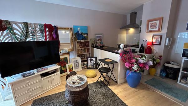 À vendre : Appartement T1 lumineux à Saint Jacques de la Lande
