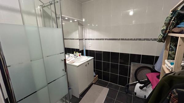 À vendre : Appartement T1 lumineux à Saint Jacques de la Lande