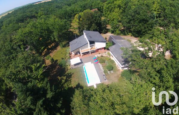 Maison à vendre 8 pièces 217 m² Plaimpied-Givaudins