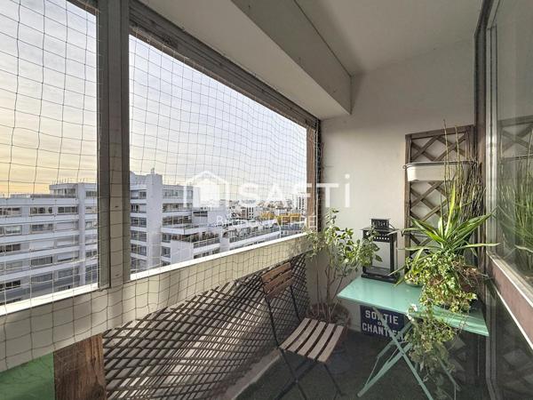 Paris 75020 - Appartement 3/4 pièces -  loggia - Box