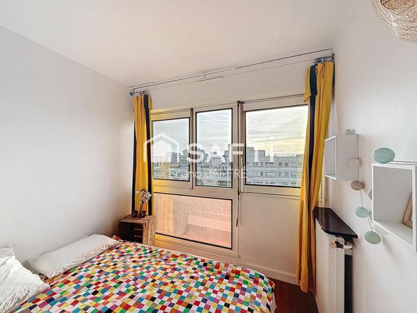 Paris 75020 - Appartement 3/4 pièces -  loggia - Box