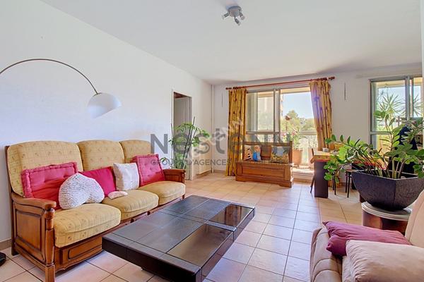 Appartement T3 de 78m² avec balcon de 9 m², résidence Les Ormeaux, centre-ville de Vitrolles