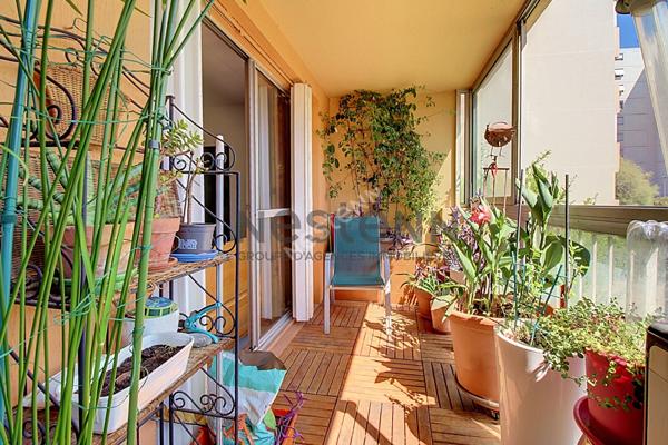 Appartement T3 de 78m² avec balcon de 9 m², résidence Les Ormeaux, centre-ville de Vitrolles