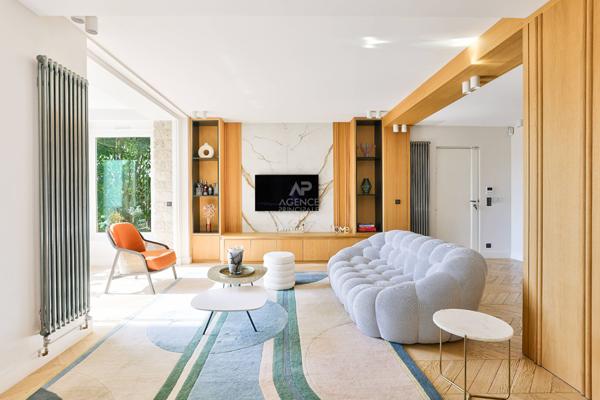 SEVRES BRANCAS - MAISON FAMILIALE €1 990 000 ** - Référence 578-S