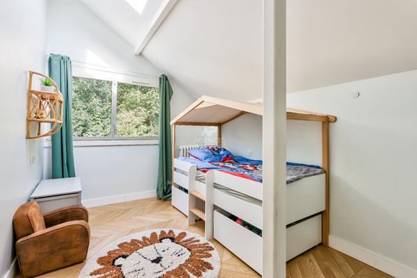 SEVRES BRANCAS - MAISON FAMILIALE €1 990 000 ** - Référence 578-S