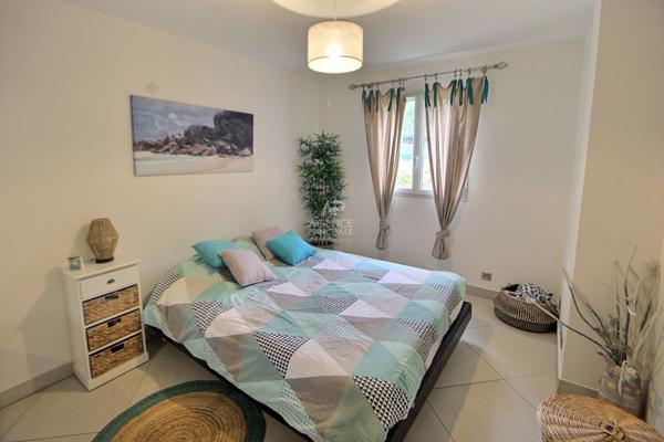 Maison Vaux Sur Seine 7 pièce(s) 231 m2 €789 000 ** - Référence 1698