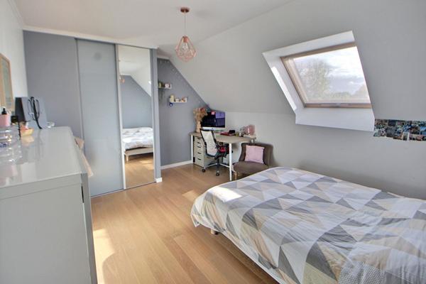 Maison Vaux Sur Seine 7 pièce(s) 231 m2 €789 000 ** - Référence 1698