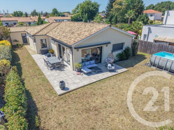 Maison à vendre  5 pièces - 129,55 m 2   ST MEDARD EN JALLES  - 33
