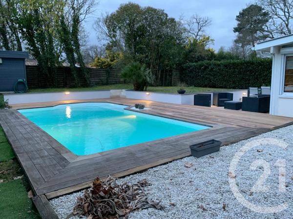 Maison à vendre  5 pièces - 129,55 m 2   ST MEDARD EN JALLES  - 33