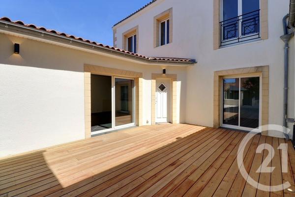 Maison à vendre  5 pièces - 129,55 m 2   ST MEDARD EN JALLES  - 33