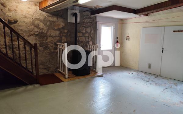 Maison à vendre    8 pièces •  Oulchy-le-Château