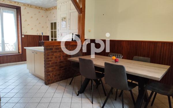 Maison à vendre    8 pièces •  Oulchy-le-Château