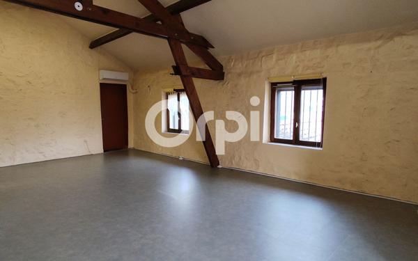 Maison à vendre    8 pièces •  Oulchy-le-Château