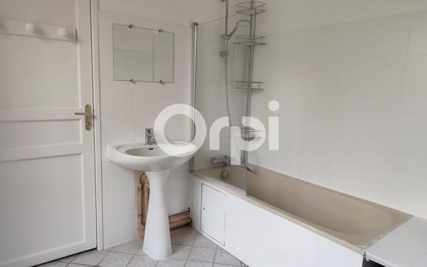 Maison à vendre    8 pièces •  Oulchy-le-Château