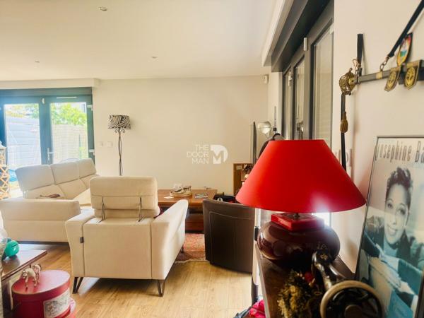 Maison - À vendre - 120 m² - LAVAL | The Door Man
