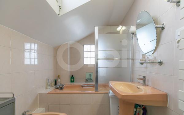 Maison à vendre    6 pièces •  Ormesson-sur-Marne