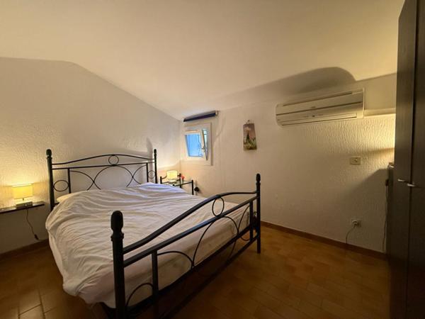 Mazet T2 mezzanine avec terrasses et vue collines ? Bormes-les-Mimosas