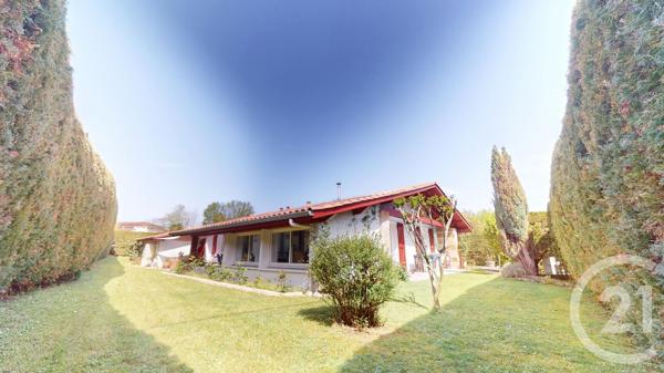 Maison à vendre  4 pièces - 104 m 2   AHETZE  - 64