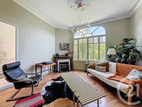Maison à vendre  6 pièces - 176 m 2   BORDEAUX  - 33