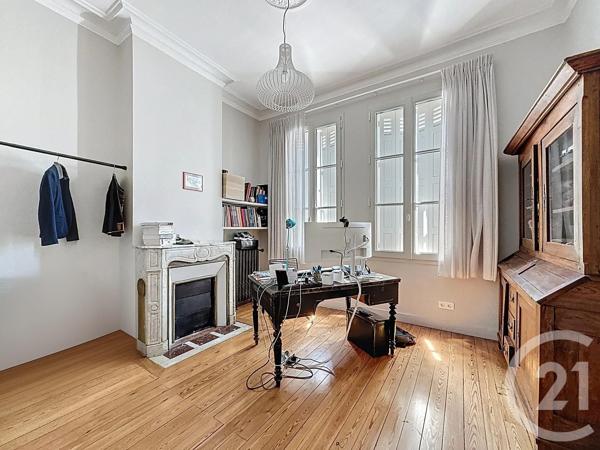 Maison à vendre  6 pièces - 176 m 2   BORDEAUX  - 33