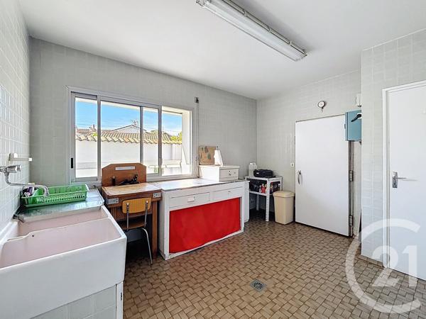 Maison à vendre  4 pièces - 134 m 2   ARCACHON  - 33