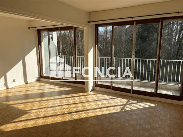 Location Appartement 4 pièces 80.24 m² - 11 allée des marronniers, bâtiment B2 Orleans 45100