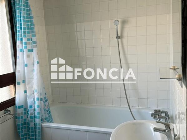 Location Appartement 4 pièces 80.24 m² - 11 allée des marronniers, bâtiment B2 Orleans 45100