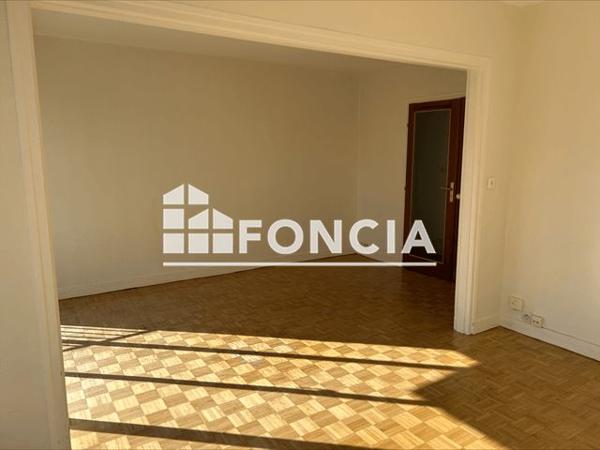 Location Appartement 4 pièces 80.24 m² - 11 allée des marronniers, bâtiment B2 Orleans 45100