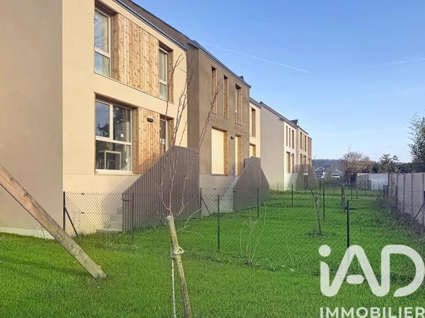 Maison à vendre 5 pièces 96 m² Saint-Chéron