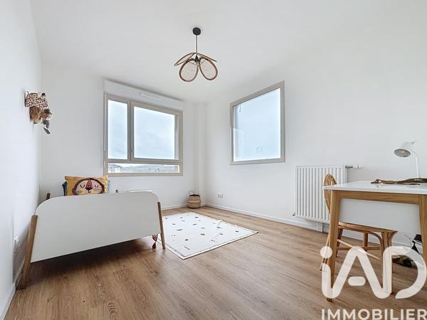 Maison à vendre 5 pièces 96 m² Saint-Chéron