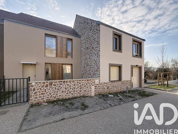 Maison à vendre 5 pièces 96 m² Saint-Chéron